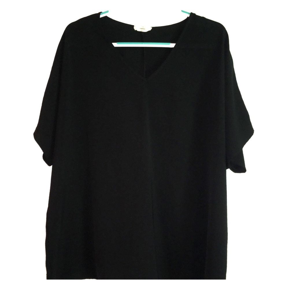 Woman’s 1x Entro black top